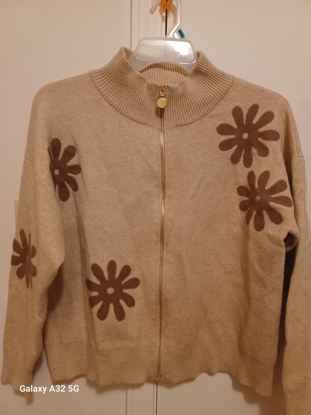 Sioni Beige Zip-Front Sweater with Brown Floral Motif